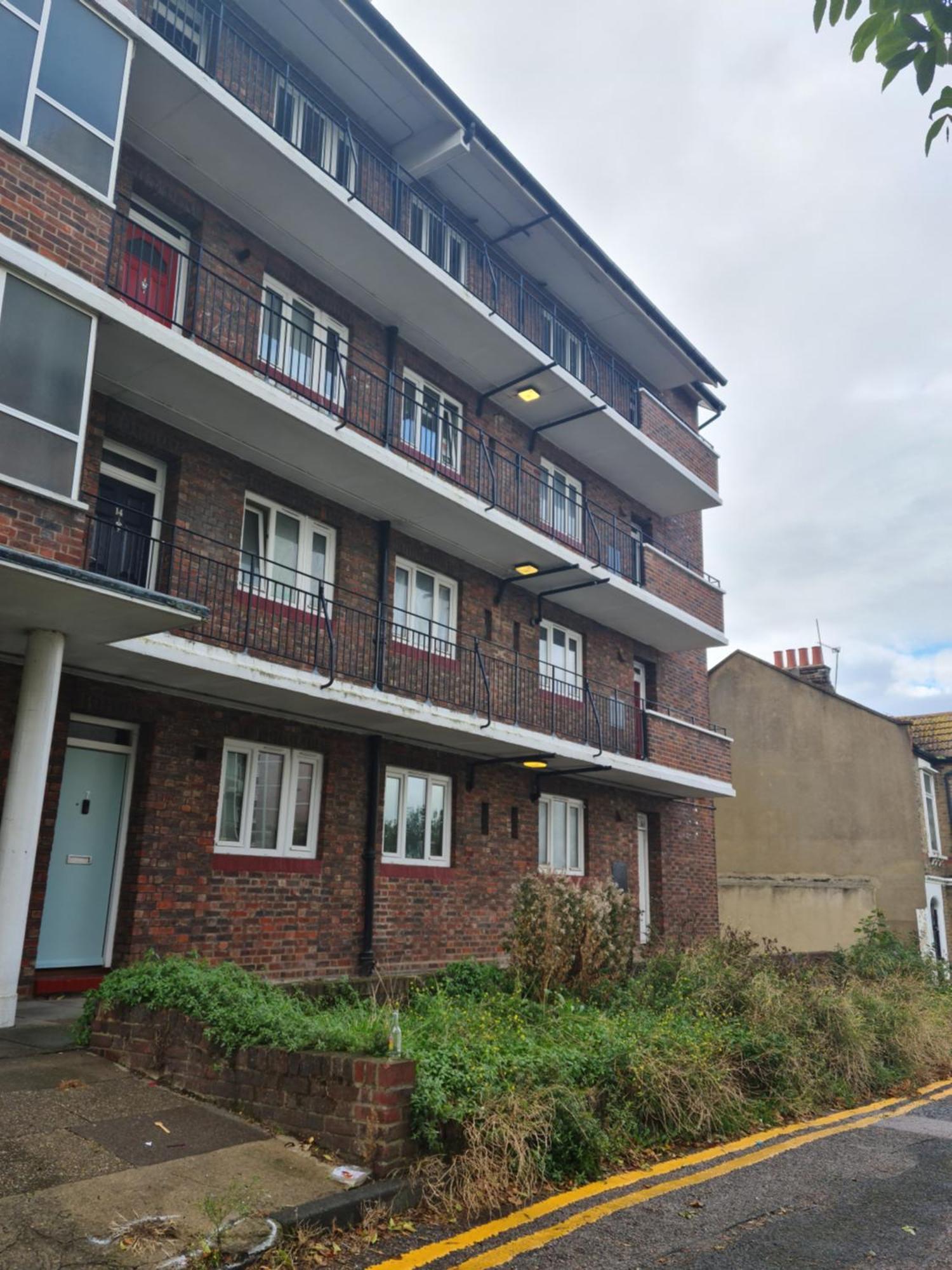 Umbrella Properties London Woolwich Exterior photo